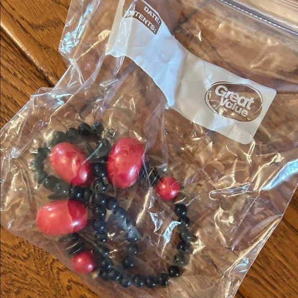 Assorted Jewelry Collection - Picture 12 of 16